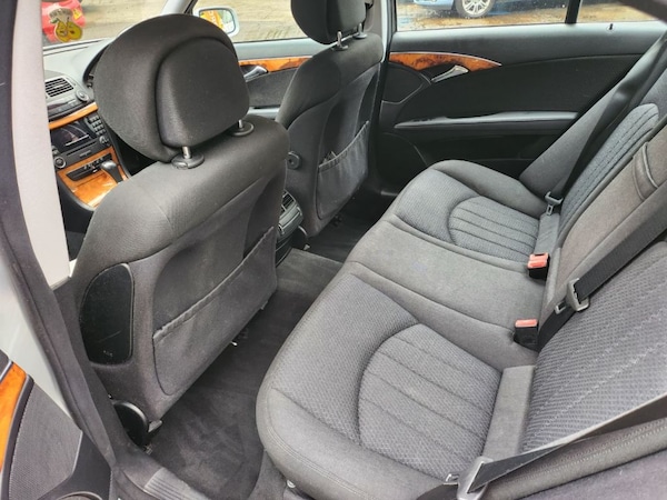 Used Mercedes-Benz E Class 2008 for sale - 75689693: Photo 9
