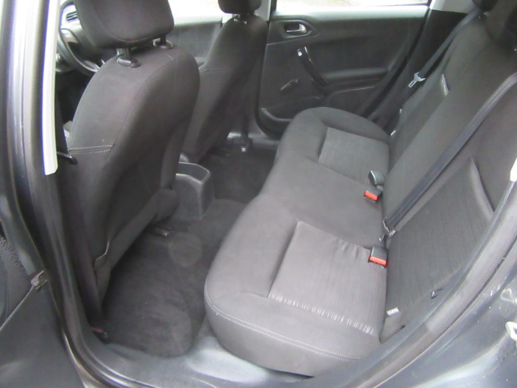 Used Peugeot 208 2014 for sale - 77685092: Photo 11