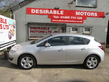 Used Vauxhall Astra 2015 for sale - 77990236: Photo