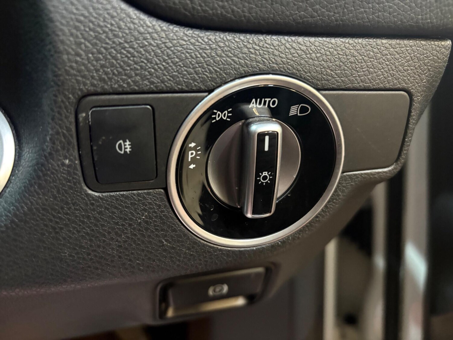 Used Mercedes-Benz CLA for sale - 77496215: Photo 20