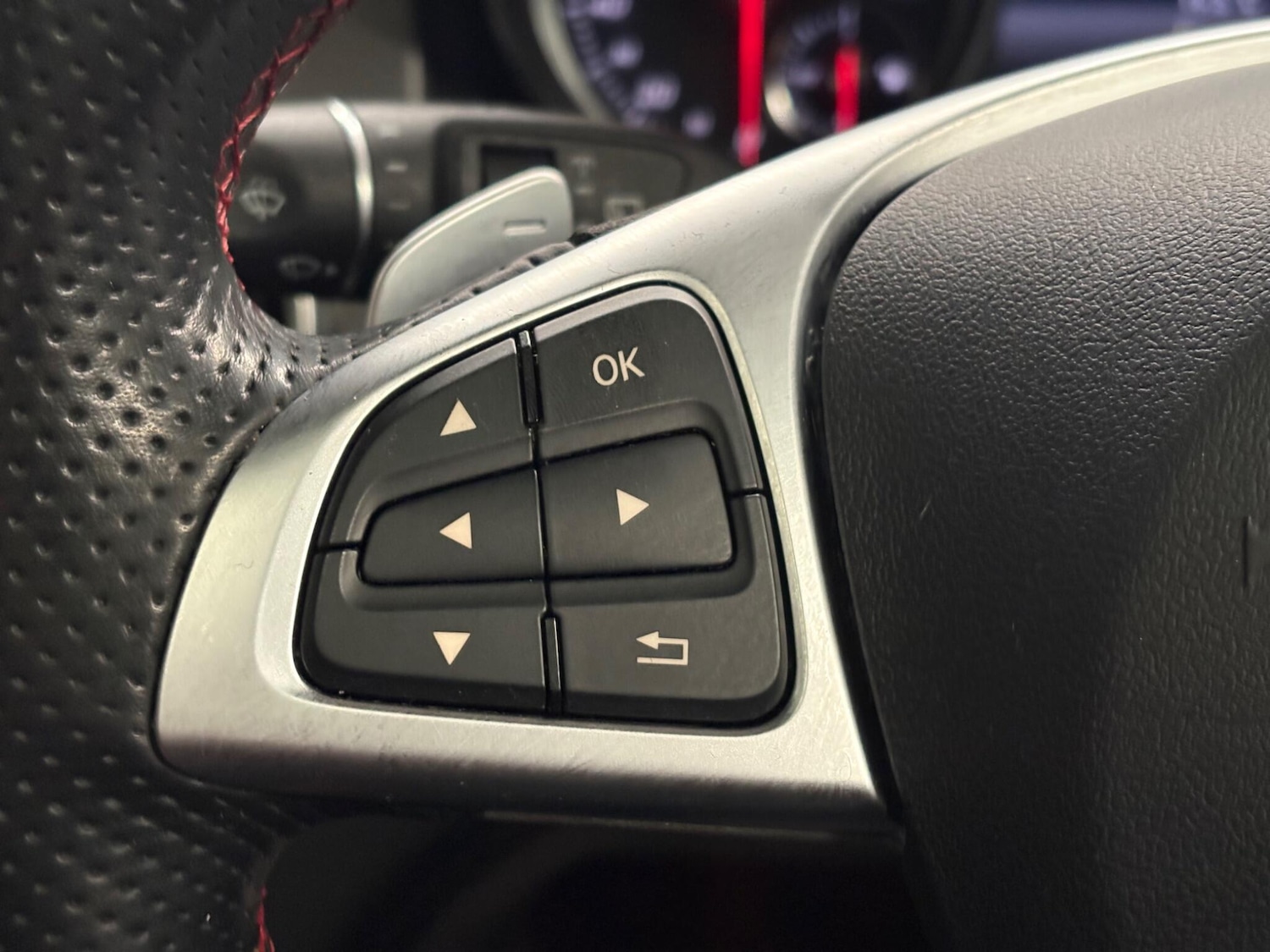 Used Mercedes-Benz GLA 2018 for sale - 76440505: Photo 14