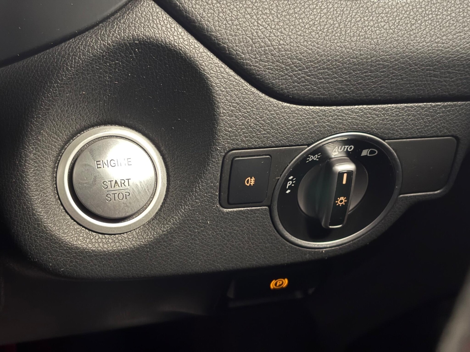 Used Mercedes-Benz GLA 2018 for sale - 76440505: Photo 19