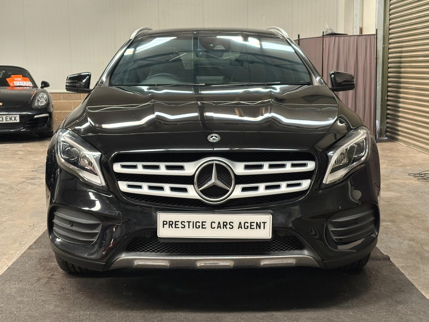 Used Mercedes-Benz GLA 2018 for sale - 76440505: Photo 2
