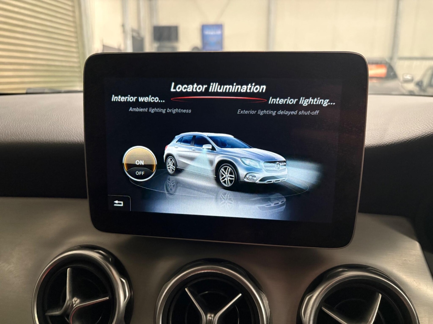 Used Mercedes-Benz GLA 2018 for sale - 76440505: Photo 32