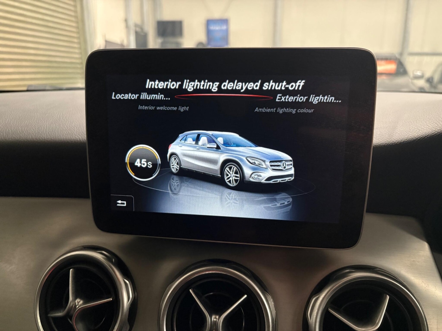 Used Mercedes-Benz GLA 2018 for sale - 76440505: Photo 33