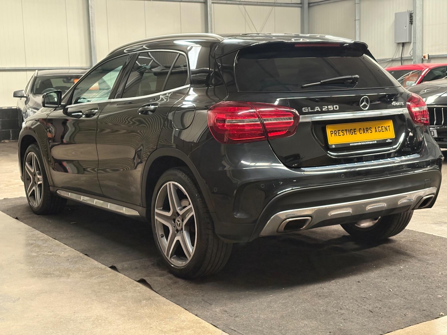 Used Mercedes-Benz GLA 2018 for sale - 76440505: Photo 4