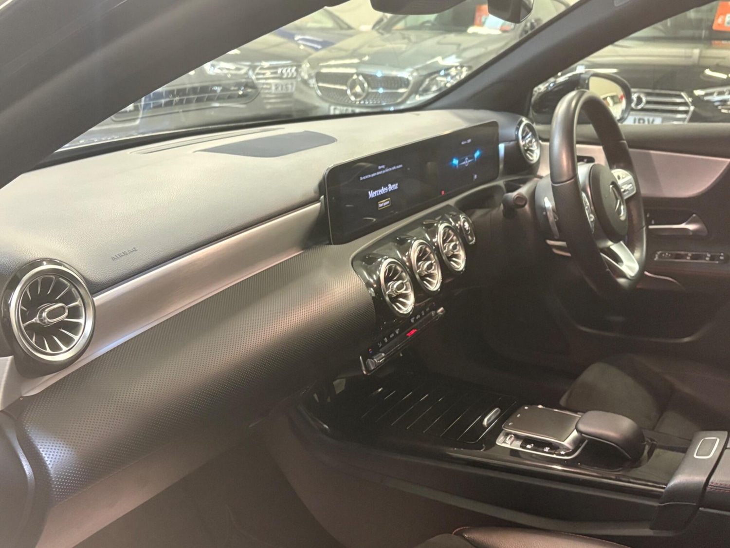 Used Mercedes-Benz A-Class 2018 for sale - 76855862: Photo 11