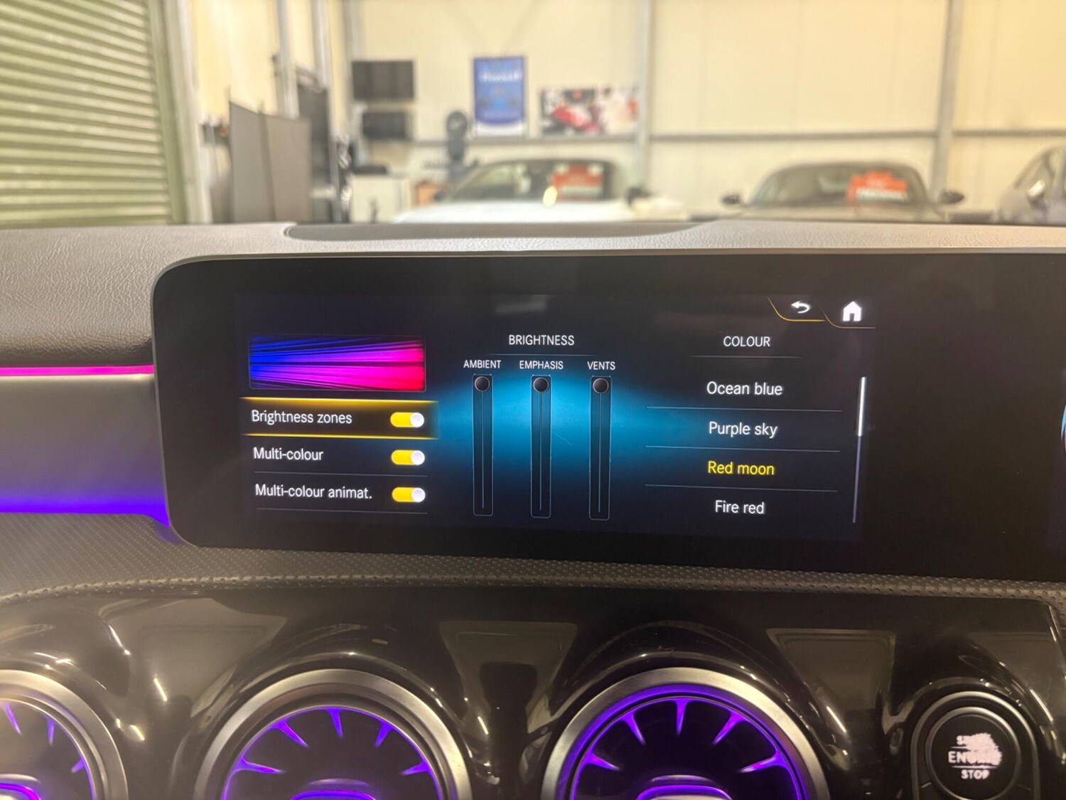 Used Mercedes-Benz A-Class 2018 for sale - 76855862: Photo 34