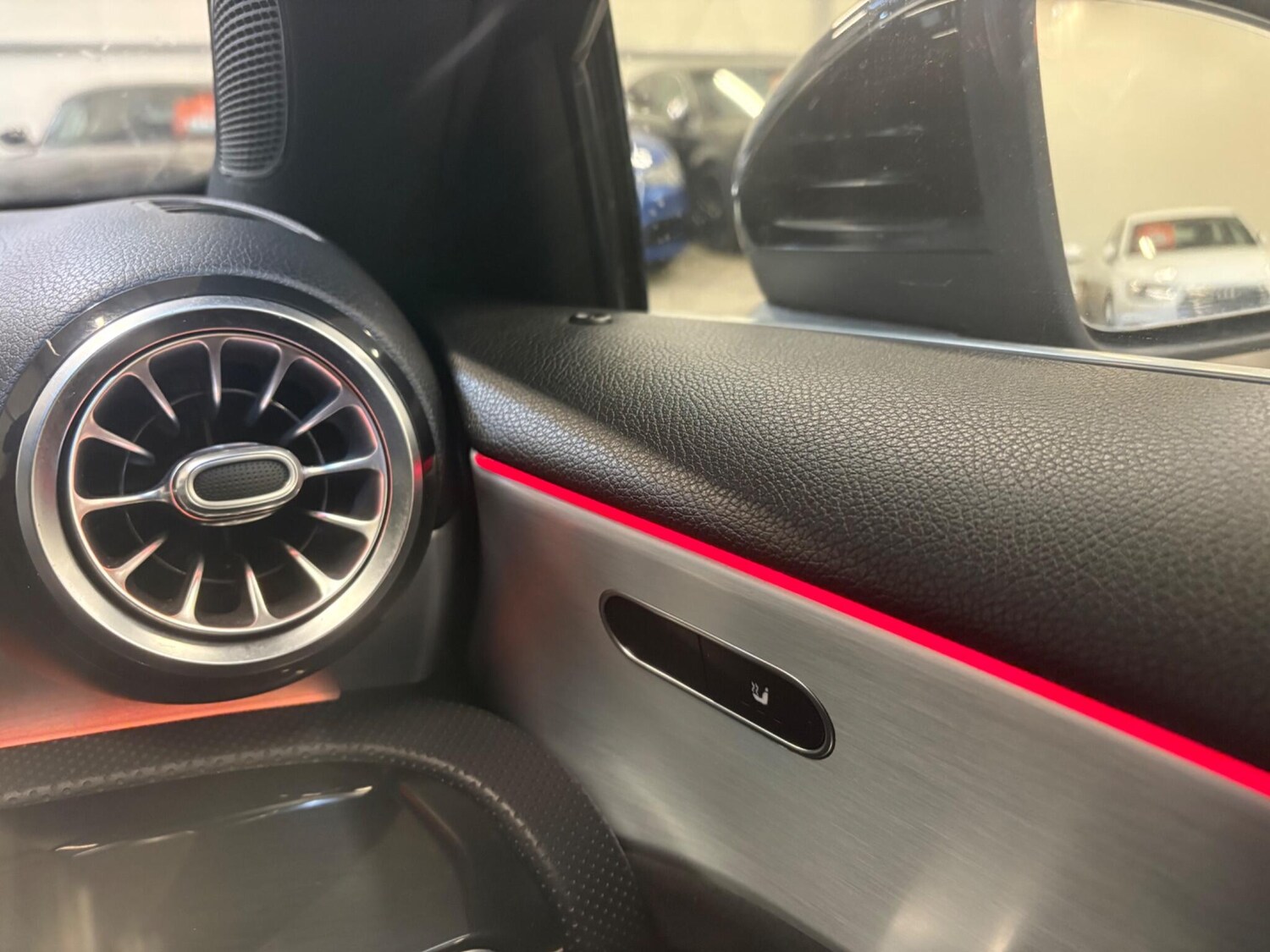 Used Mercedes-Benz A-Class 2018 for sale - 76855862: Photo 43