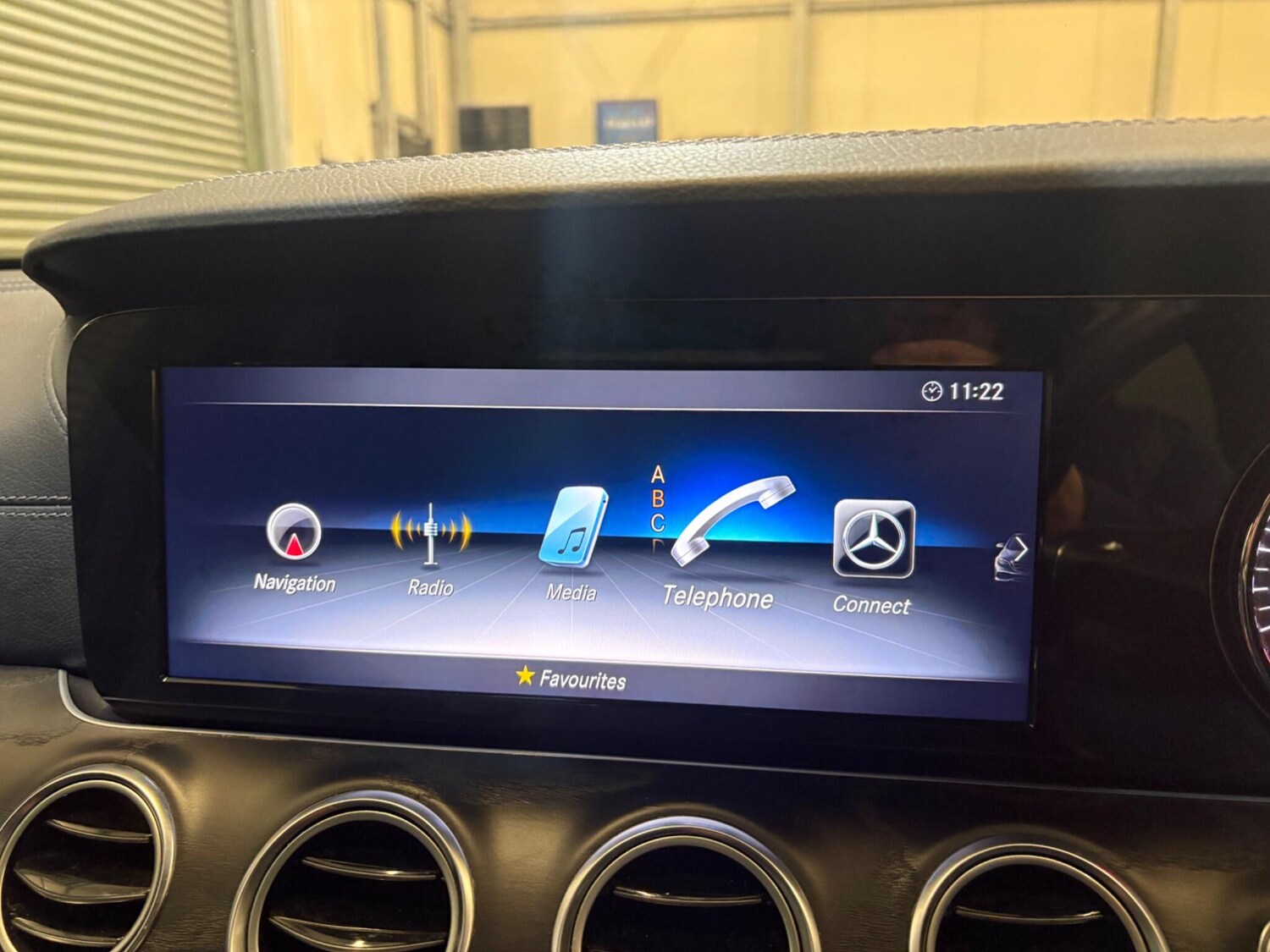 Used Mercedes-Benz E Class 2018 for sale - 76260482: Photo 35