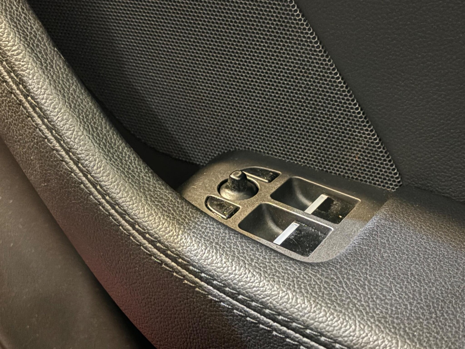 Used Jaguar F-Type 2014 for sale - 77143570: Photo 19