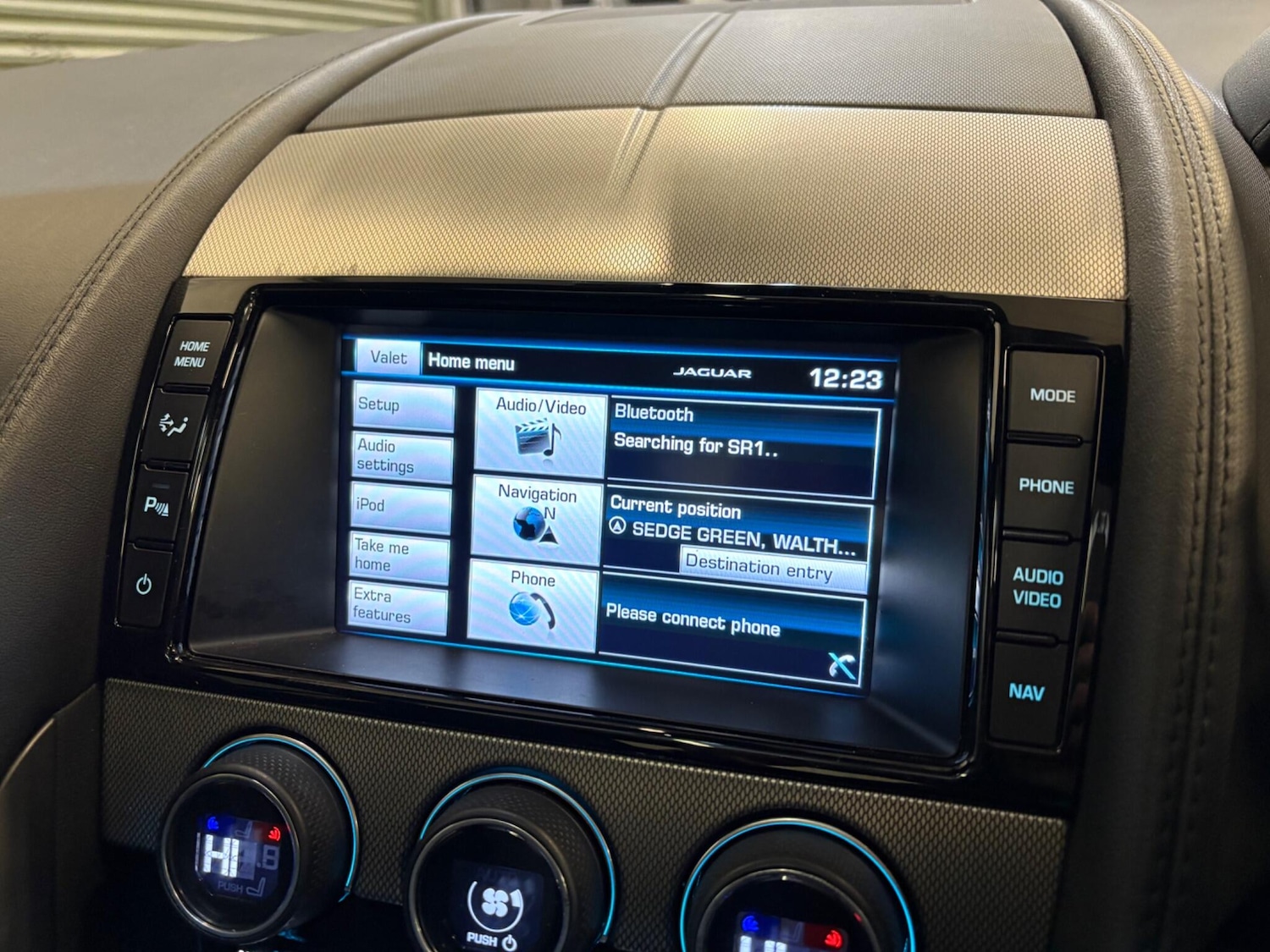 Used Jaguar F-Type 2014 for sale - 77143570: Photo 26