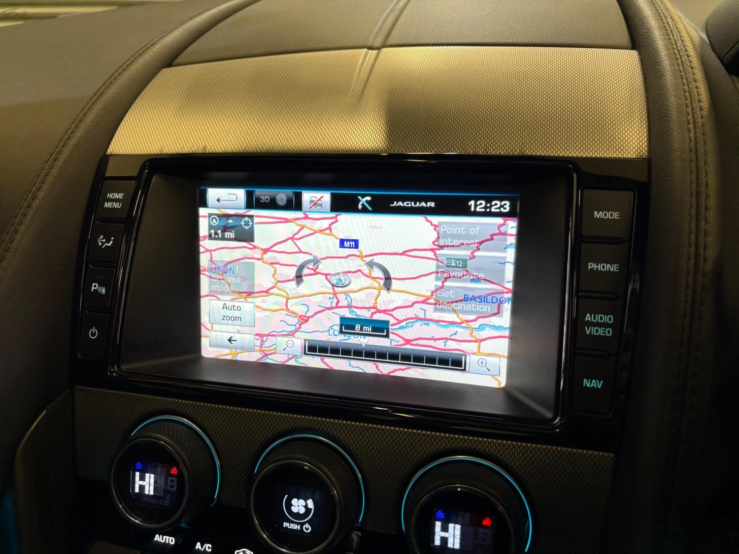 Used Jaguar F-Type 2014 for sale - 77143570: Photo 28