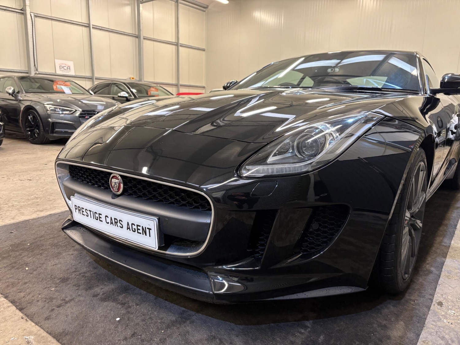 Used Jaguar F-Type 2014 for sale - 77143570: Photo 44