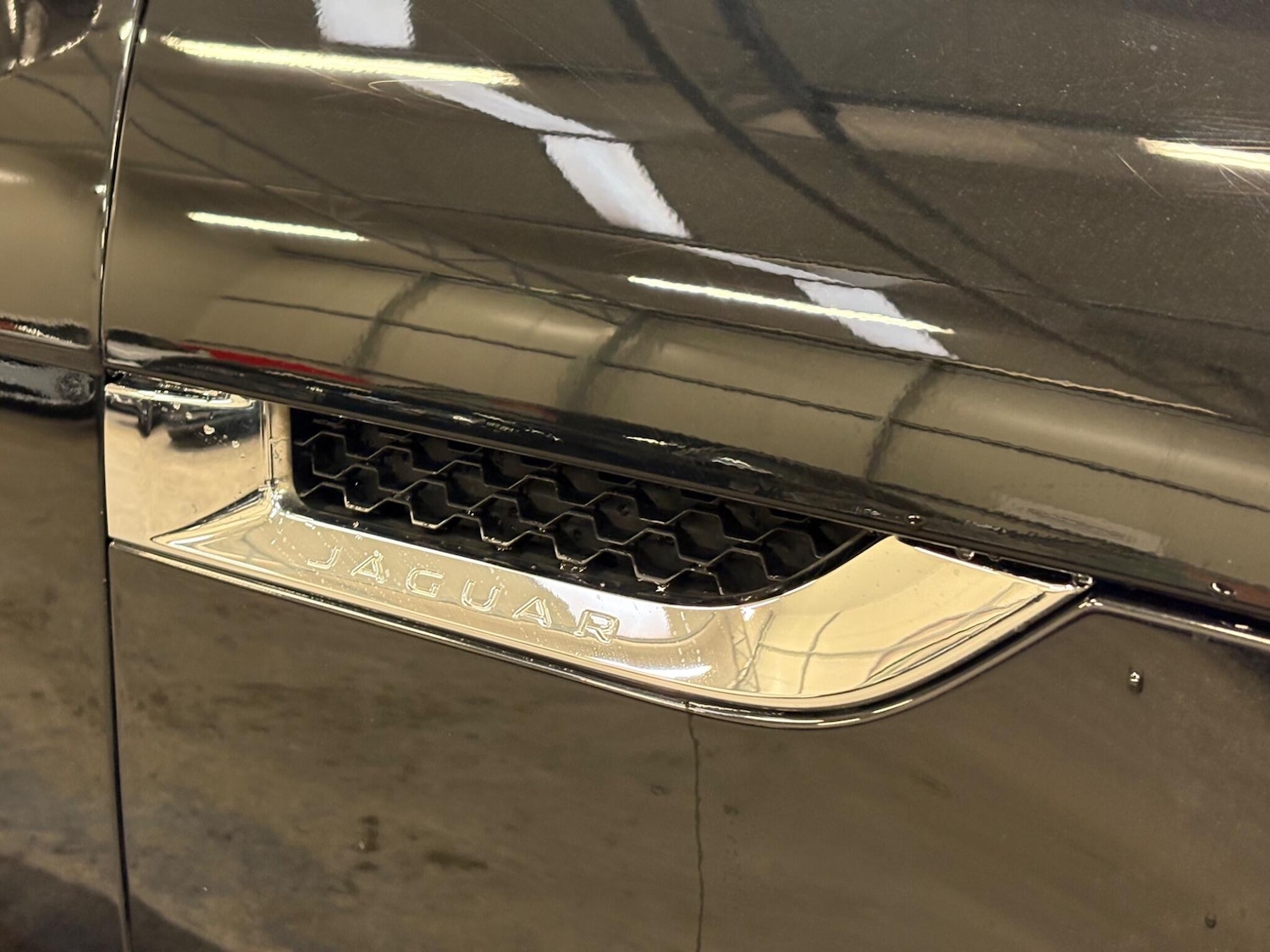 Used Jaguar F-Type 2014 for sale - 77143570: Photo 48