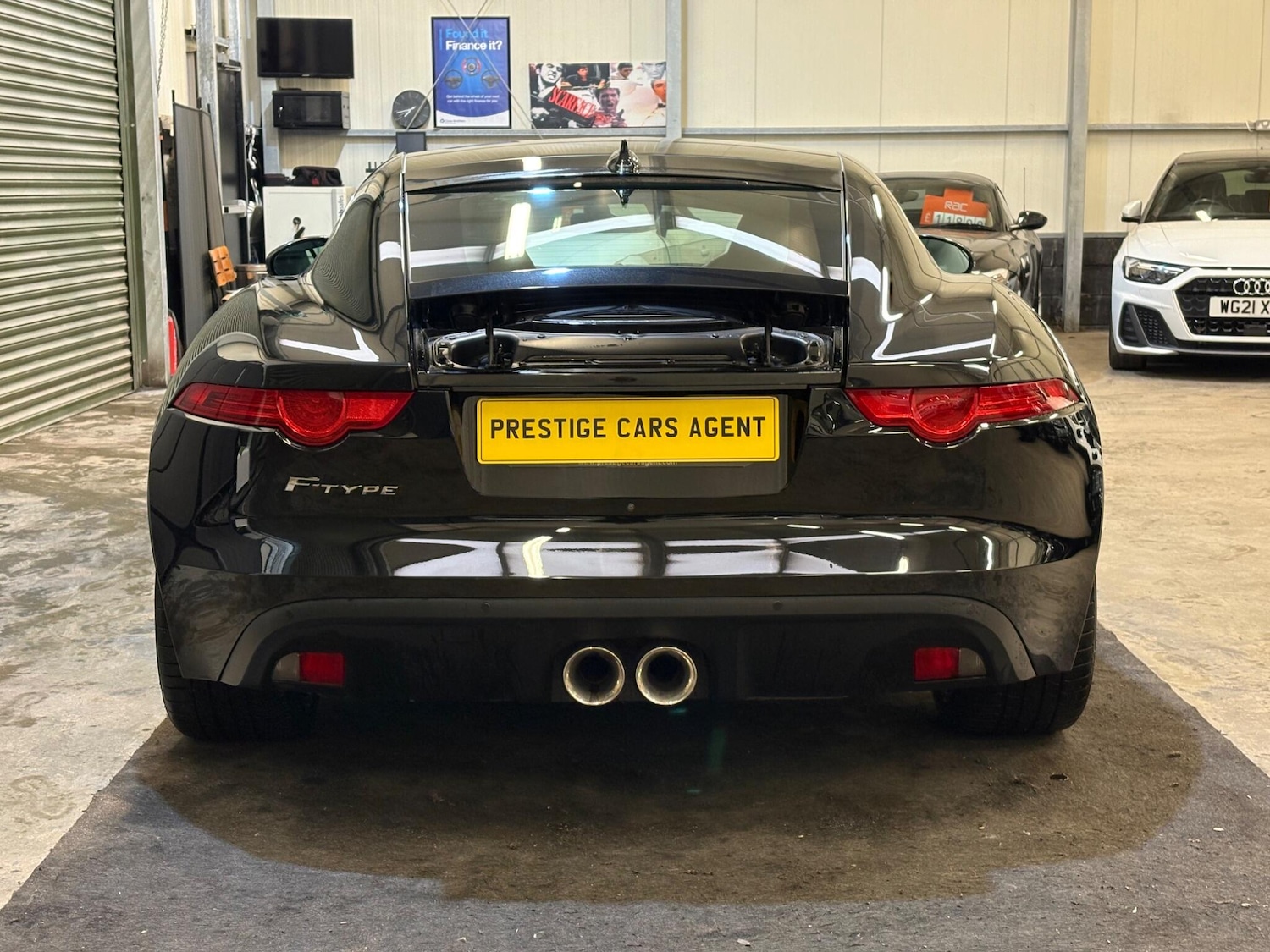 Used Jaguar F-Type 2014 for sale - 77143570: Photo 5