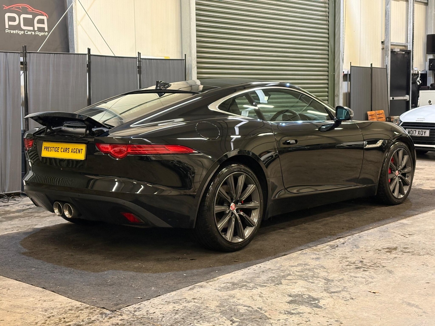 Used Jaguar F-Type 2014 for sale - 77143570: Photo 6