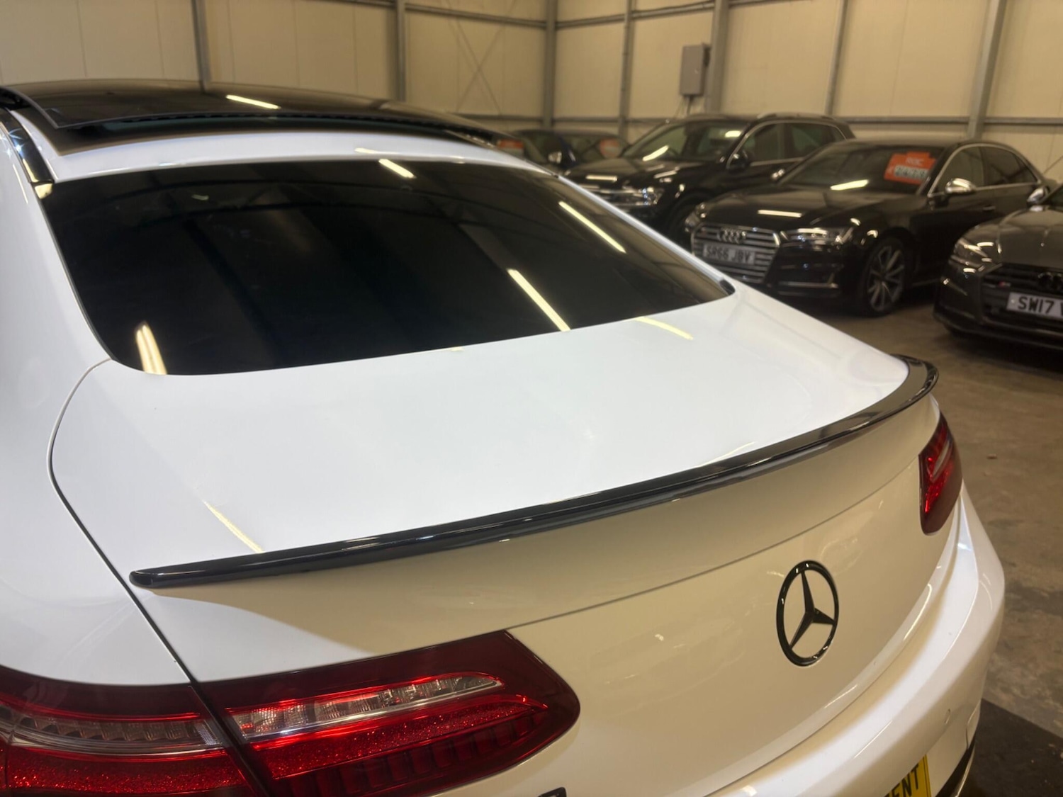 Used Mercedes-Benz E Class for sale - 77049804: Photo 57