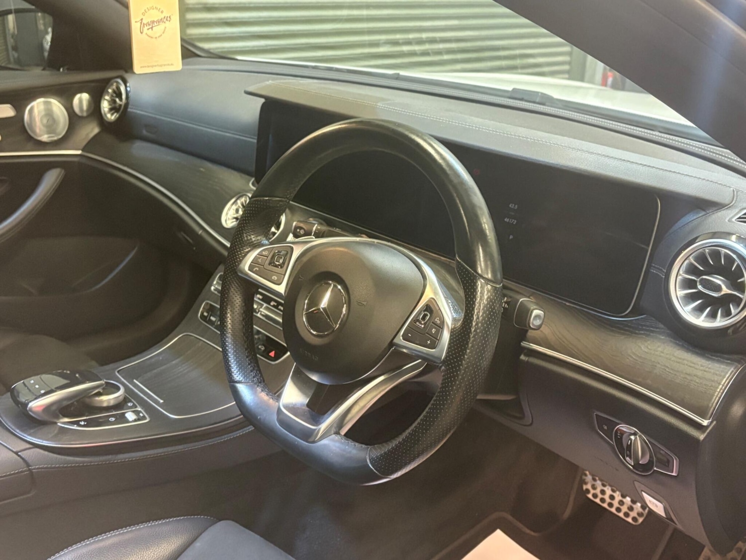 Used Mercedes-Benz E Class for sale - 77049804: Photo 8