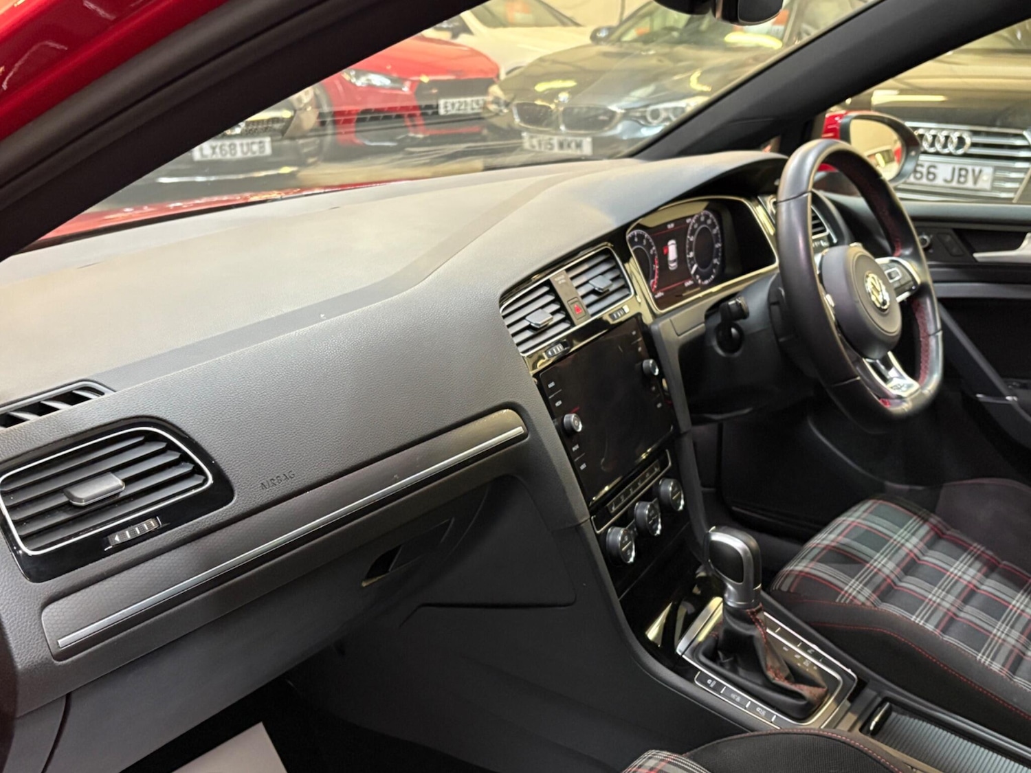 Used Volkswagen Golf 2018 for sale - 77395993: Photo 11