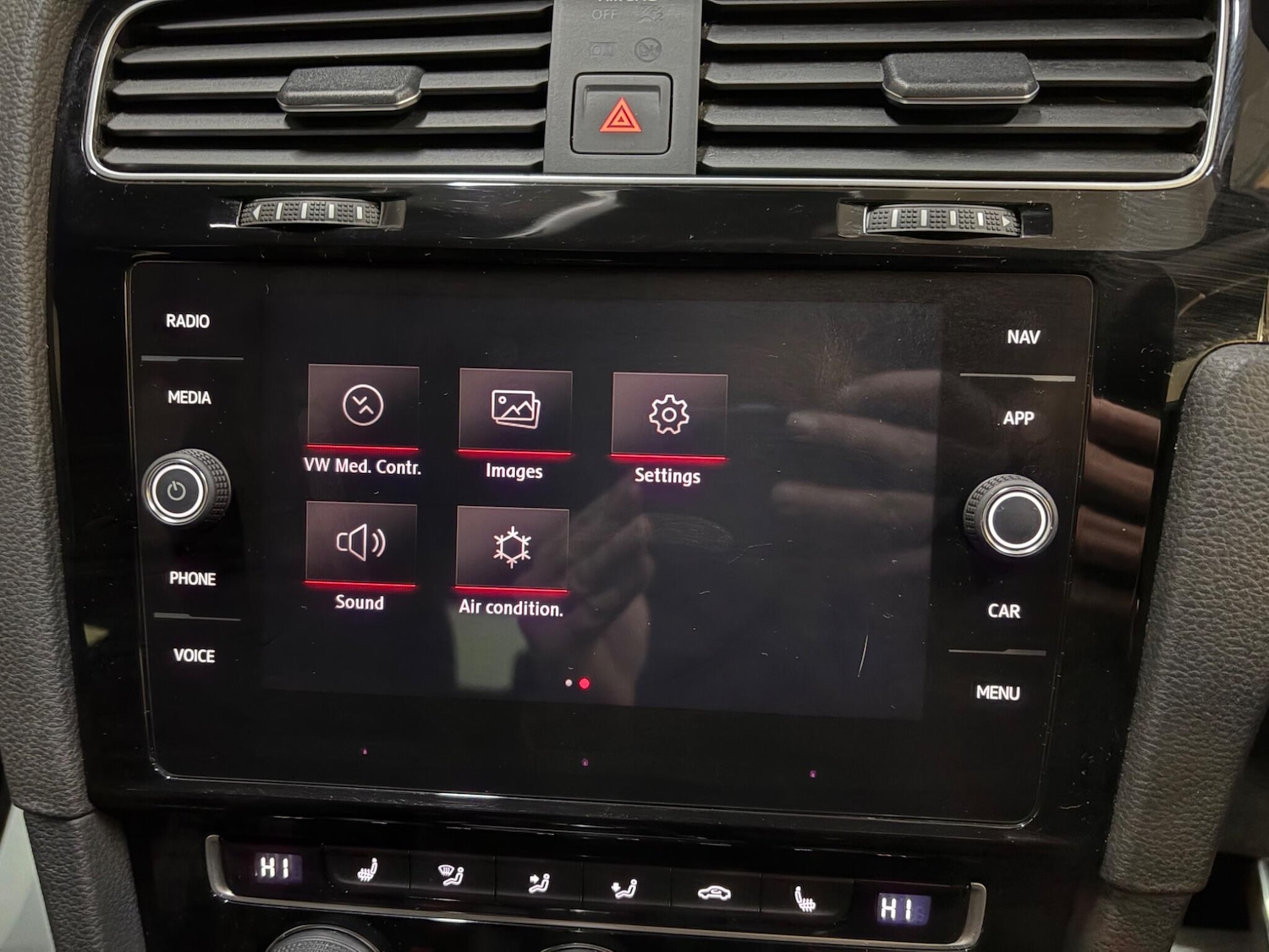 Used Volkswagen Golf 2018 for sale - 77395993: Photo 37