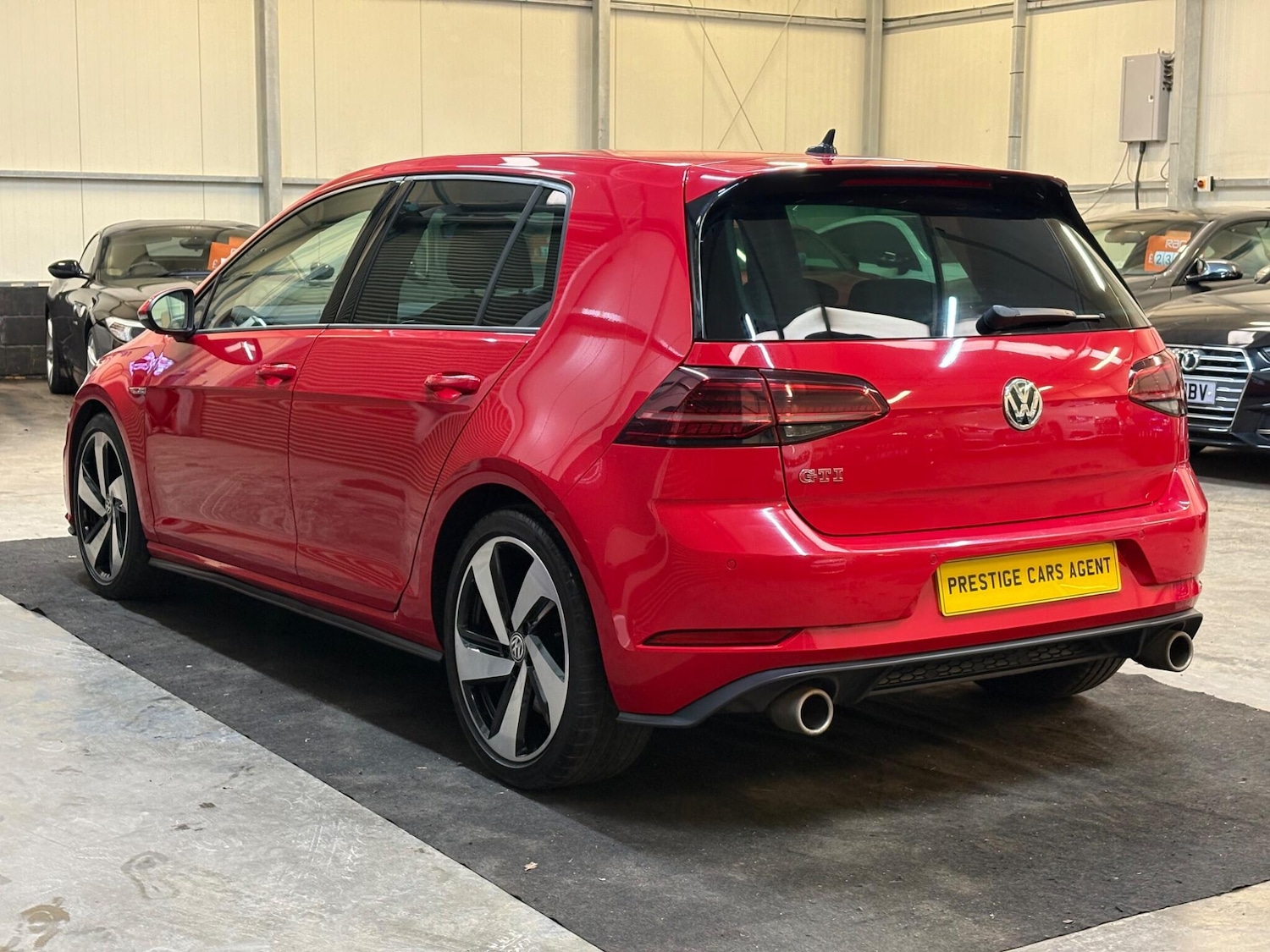 Used Volkswagen Golf 2018 for sale - 77395993: Photo 4