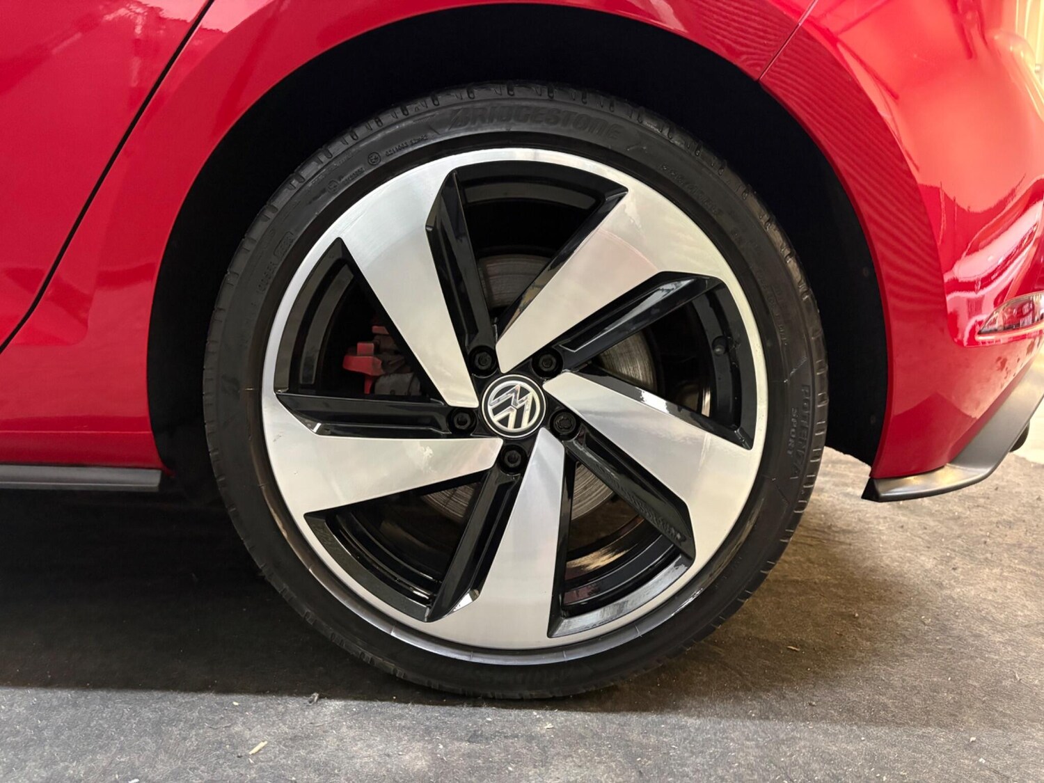 Used Volkswagen Golf 2018 for sale - 77395993: Photo 53