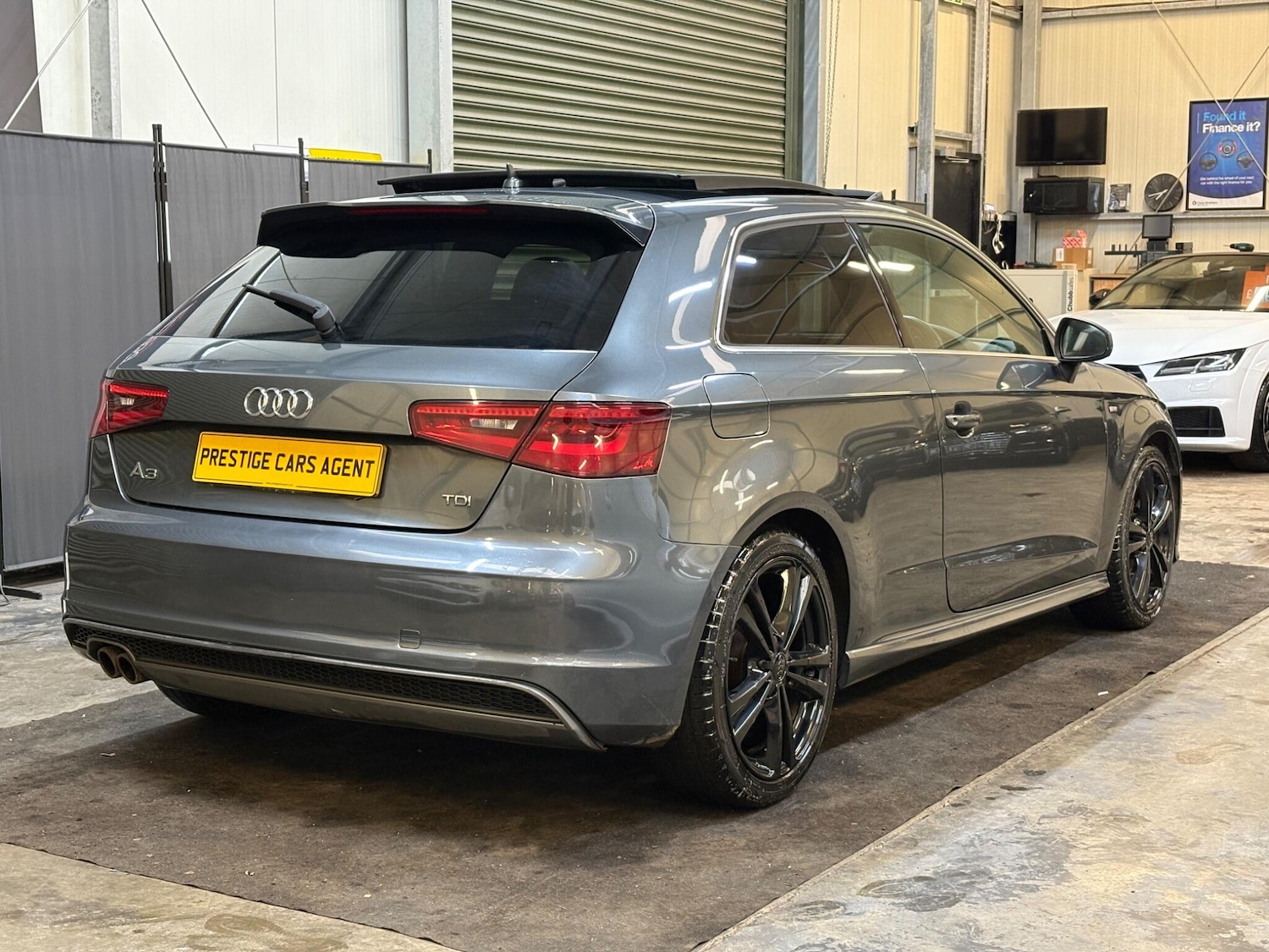 Used Audi A3 2012 for sale - 77625781: Photo 6