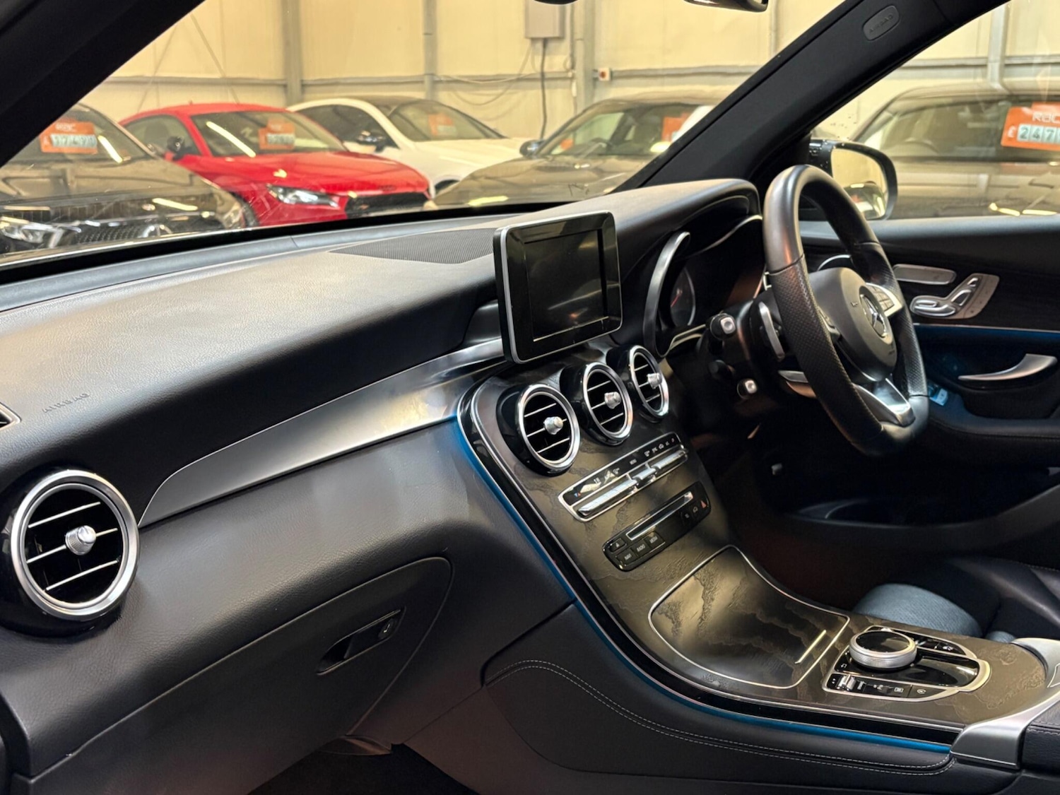 Used Mercedes-Benz GLC 2019 for sale - 77292013: Photo 11