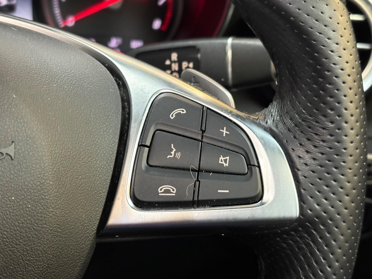 Used Mercedes-Benz GLC 2019 for sale - 77292013: Photo 14