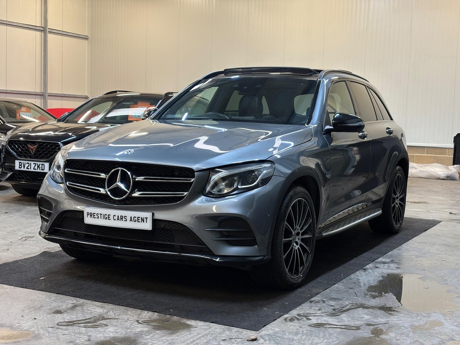 Used Mercedes-Benz GLC 2019 for sale - 77292013: Photo 3