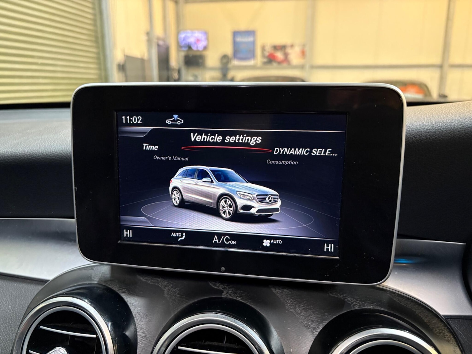 Used Mercedes-Benz GLC 2019 for sale - 77292013: Photo 33