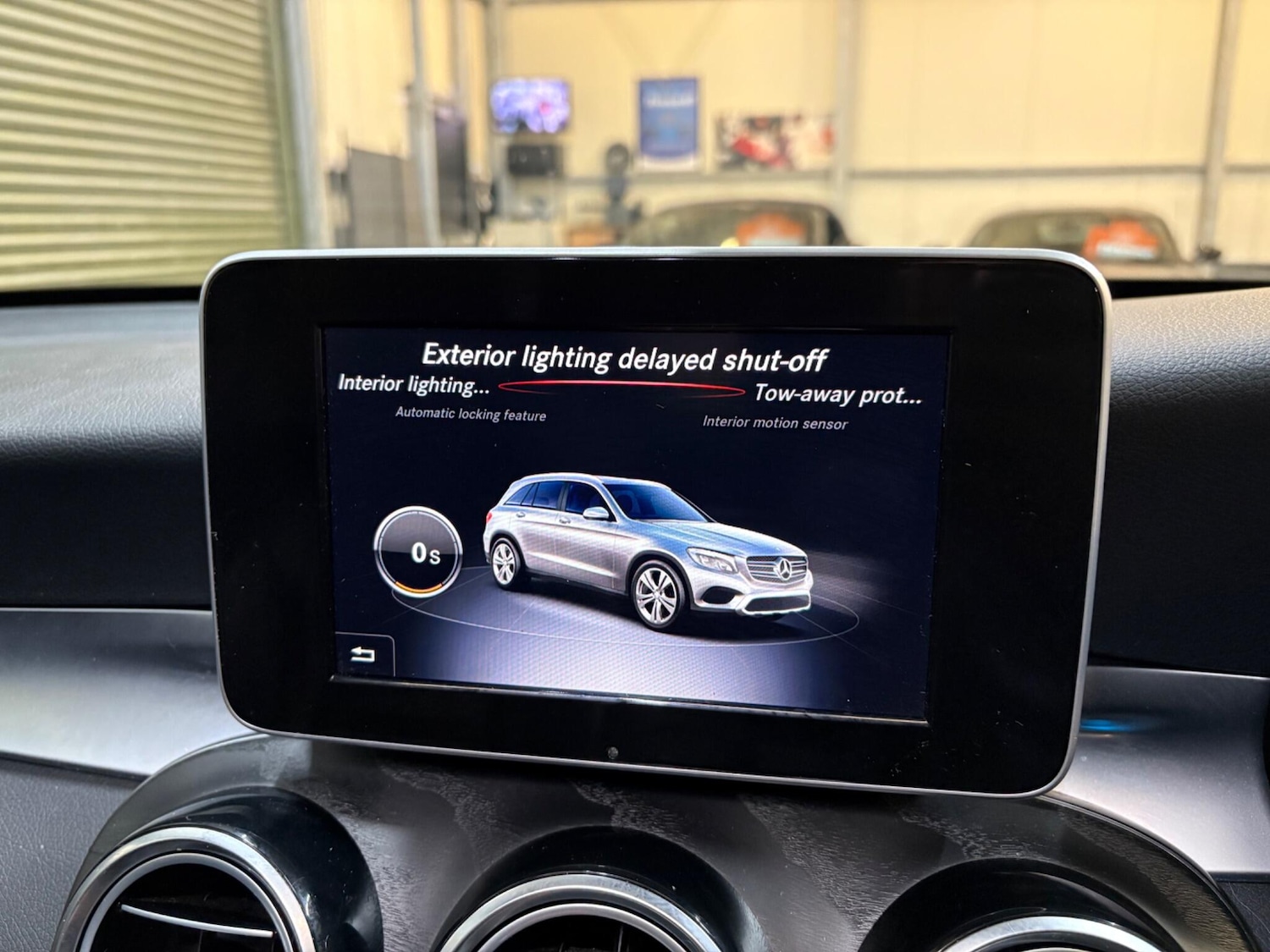 Used Mercedes-Benz GLC 2019 for sale - 77292013: Photo 39