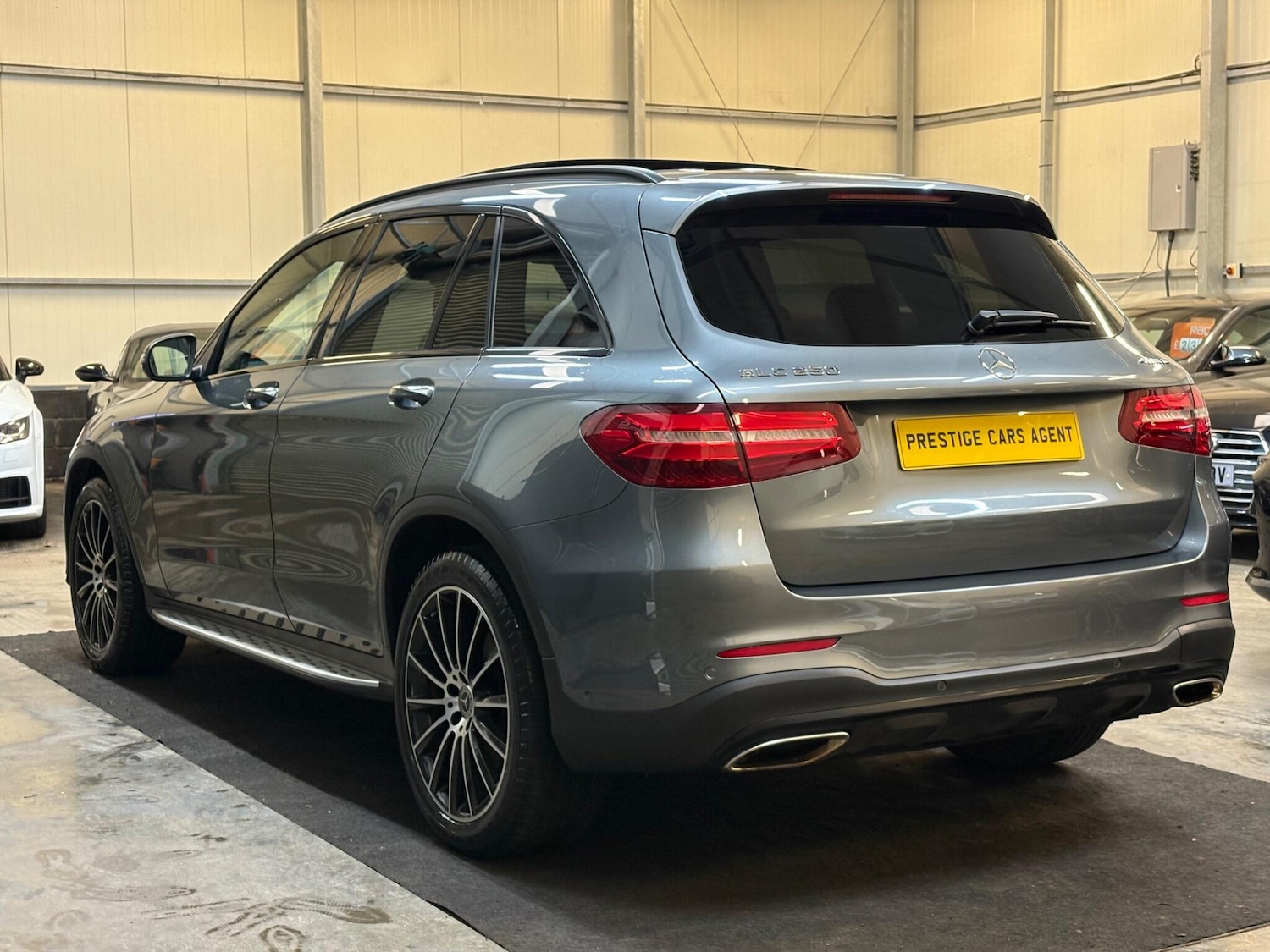 Used Mercedes-Benz GLC 2019 for sale - 77292013: Photo 4