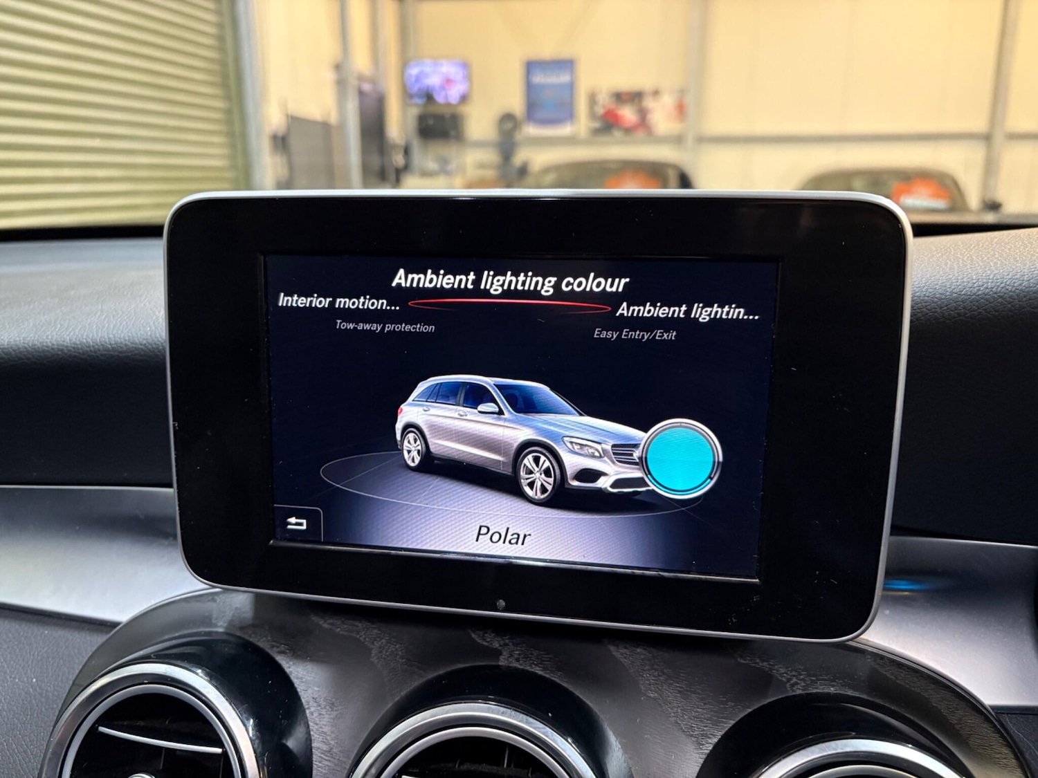 Used Mercedes-Benz GLC 2019 for sale - 77292013: Photo 42