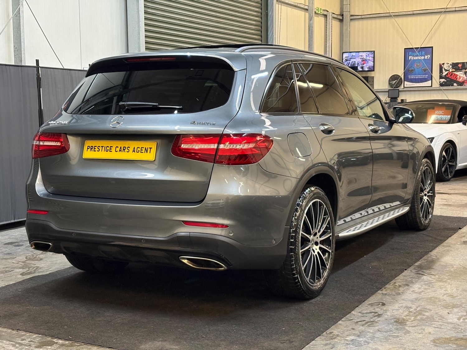 Used Mercedes-Benz GLC 2019 for sale - 77292013: Photo 6