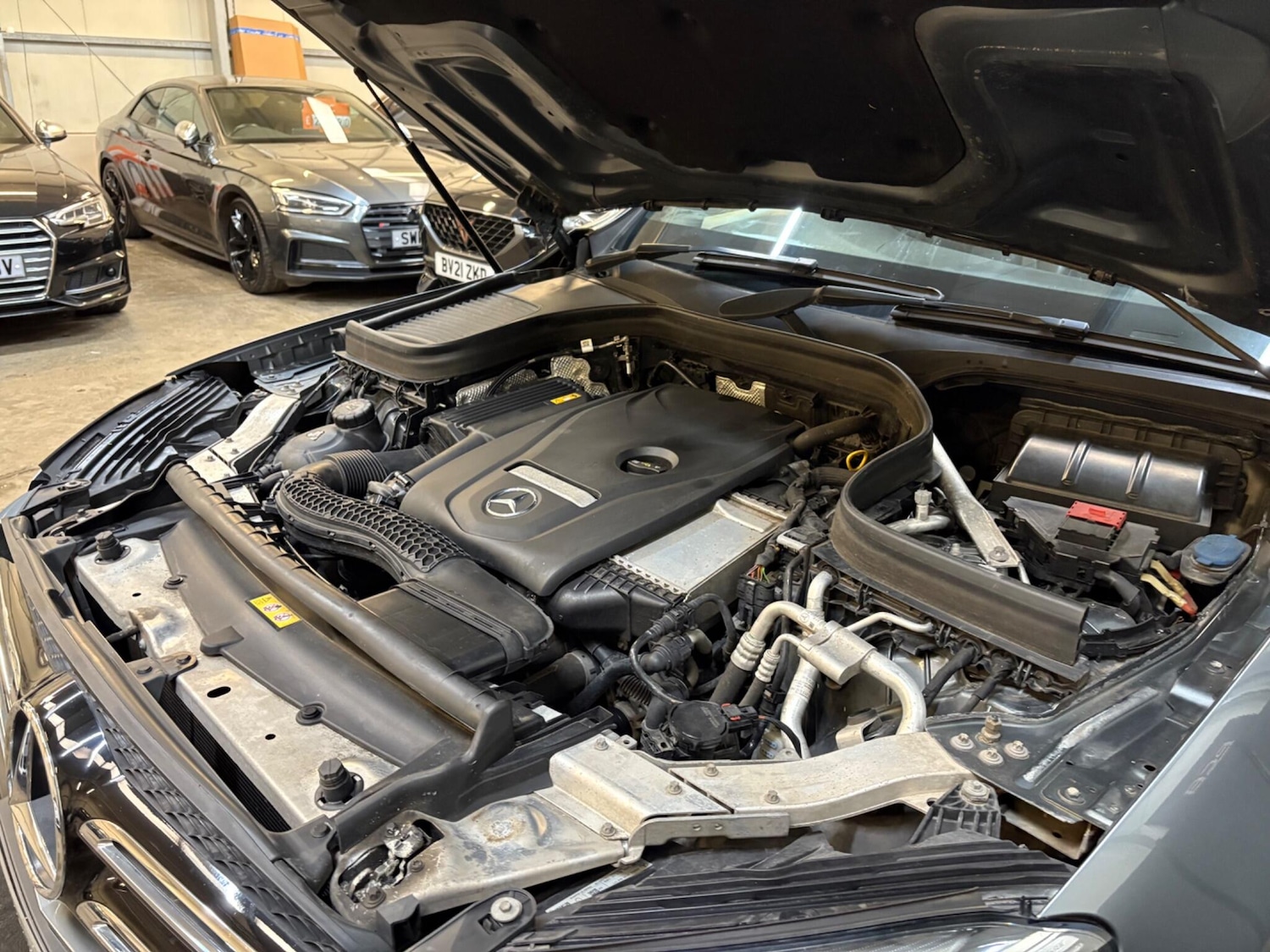 Used Mercedes-Benz GLC 2019 for sale - 77292013: Photo 74