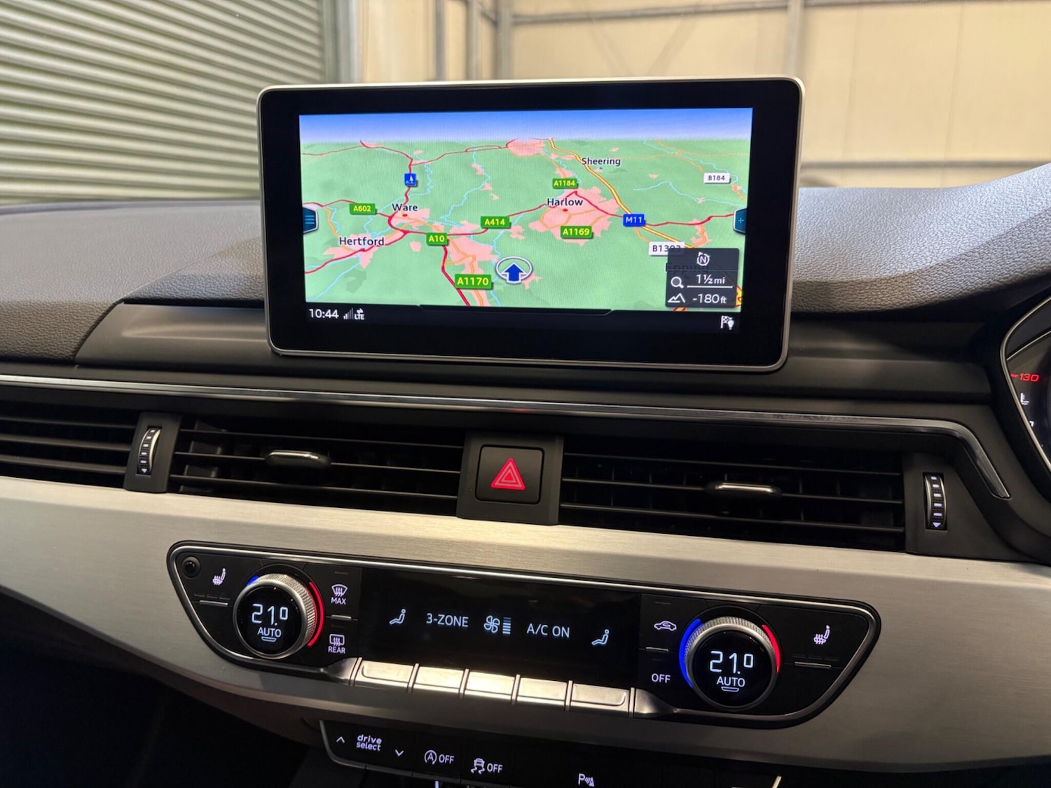 Used Audi A4 2018 for sale - 76759571: Photo 25