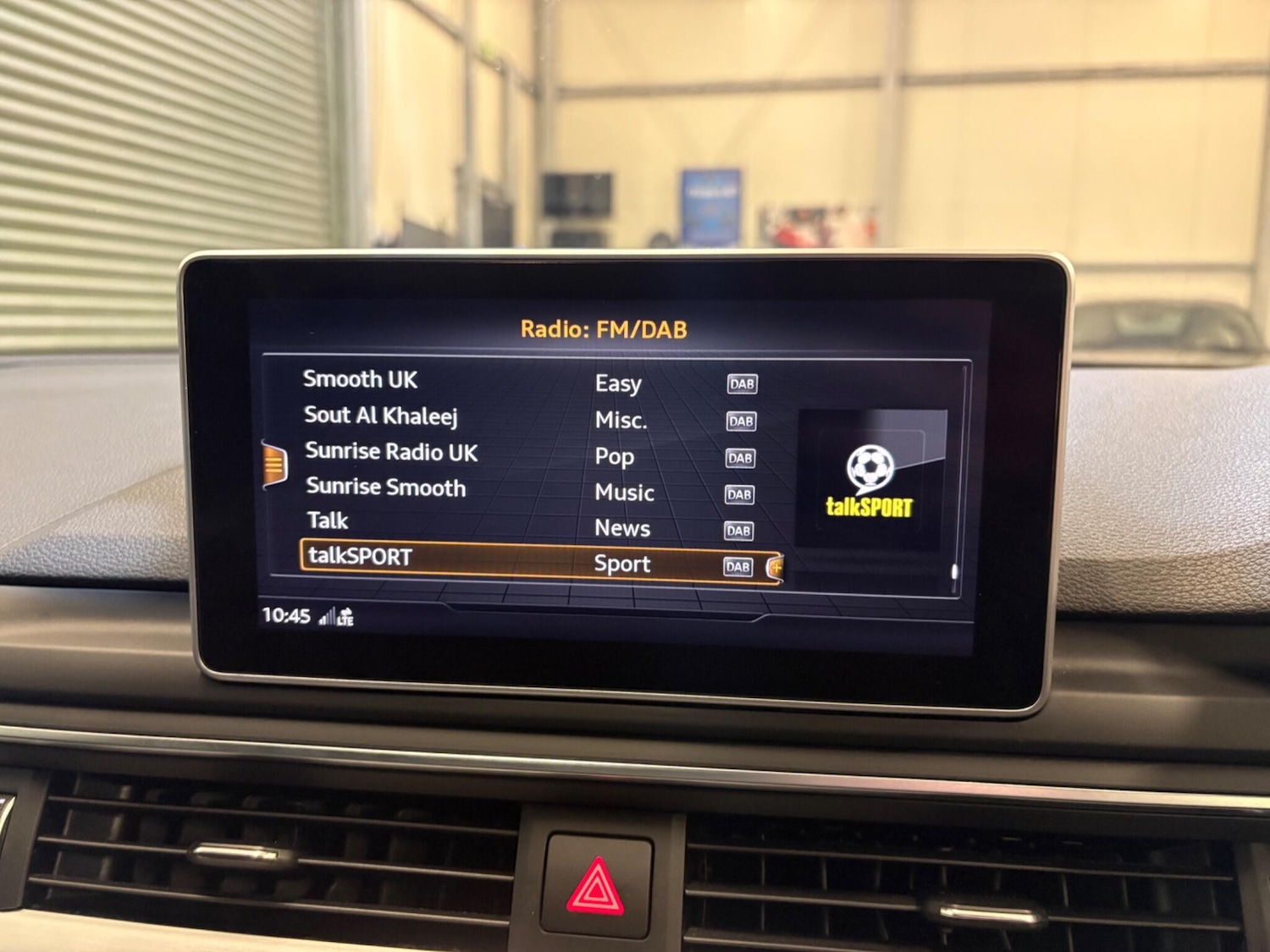 Used Audi A4 2018 for sale - 76759571: Photo 32