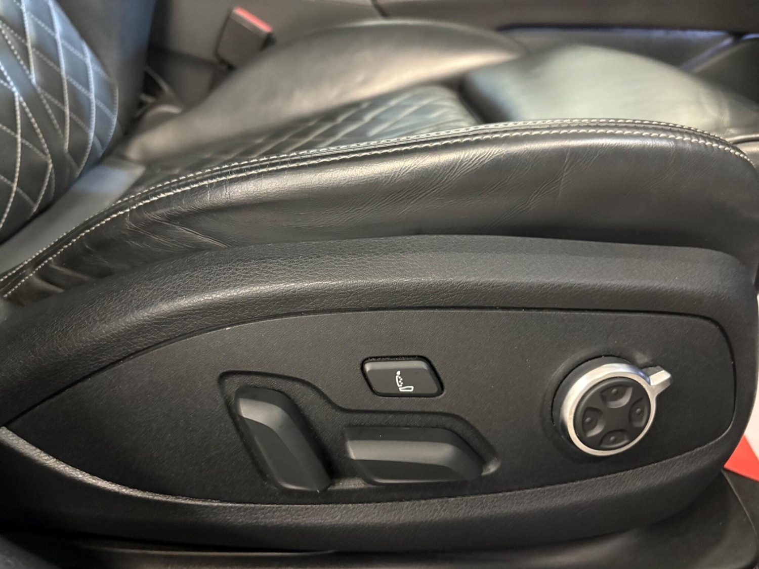 Used Audi A4 2018 for sale - 76759571: Photo 44