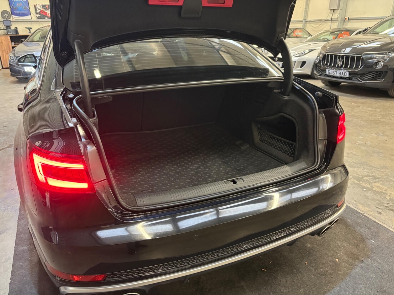 Used Audi A4 2018 for sale - 76759571: Photo 50