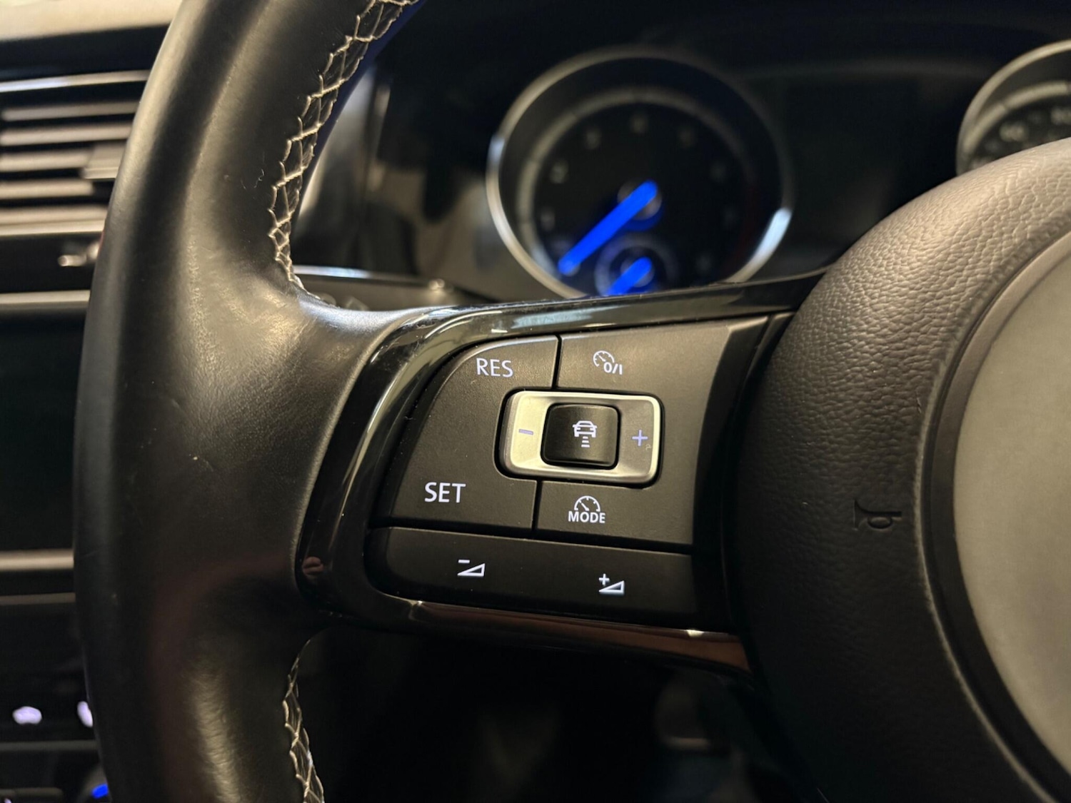 Used Volkswagen Golf 2016 for sale - 76976542: Photo 16