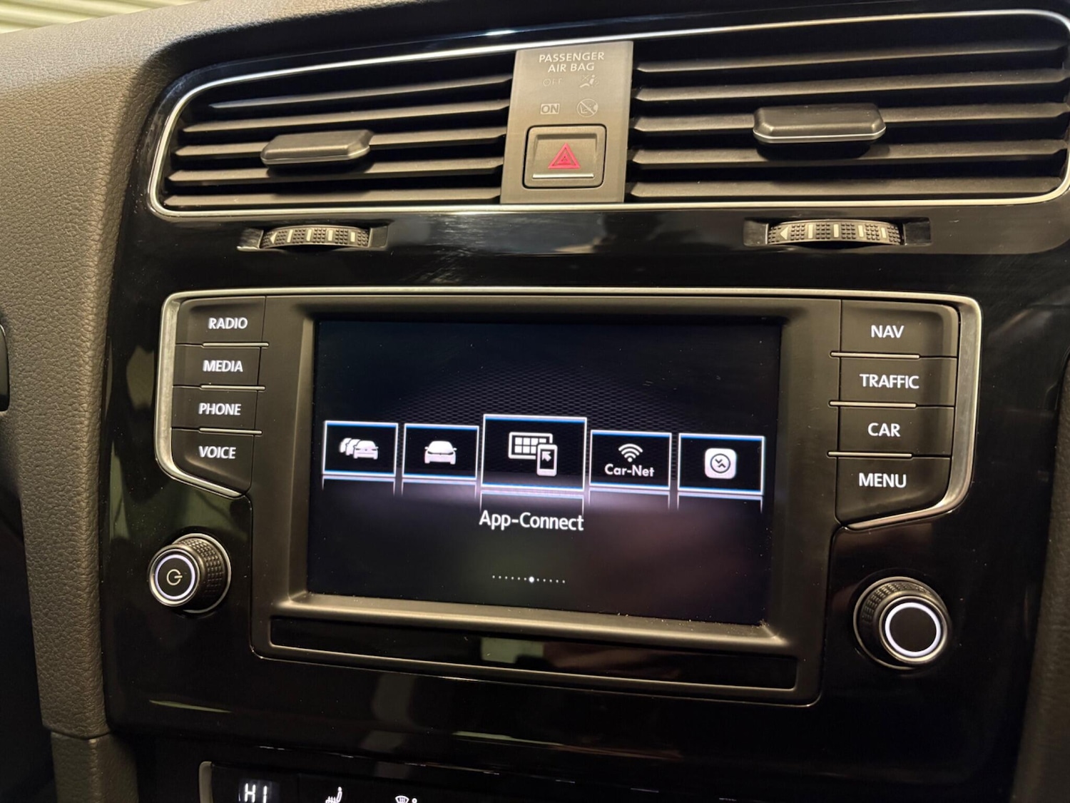 Used Volkswagen Golf 2016 for sale - 76976542: Photo 26