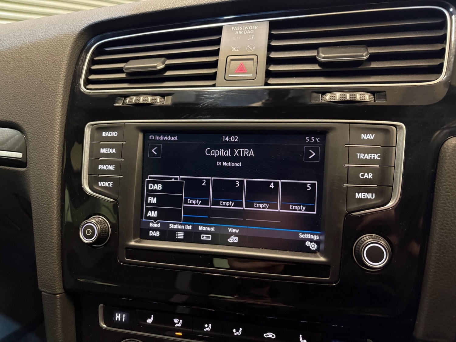 Used Volkswagen Golf 2016 for sale - 76976542: Photo 34