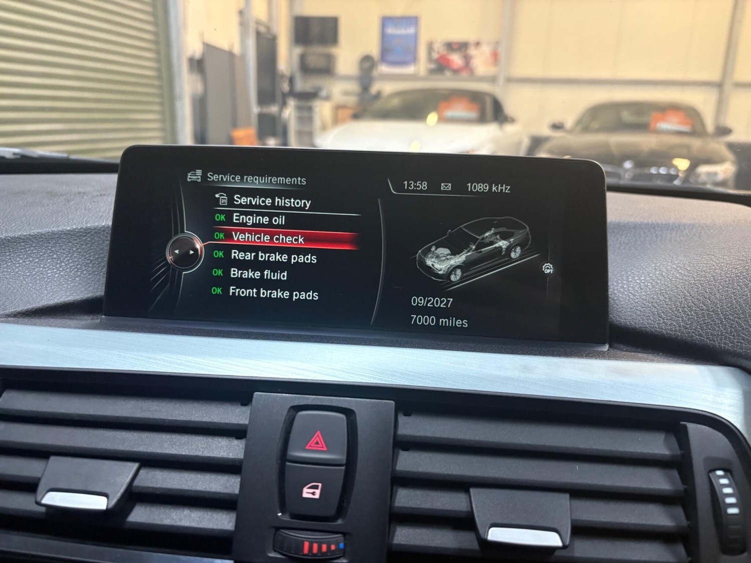 Used BMW 4 Series 2016 for sale - 76964685: Photo 32