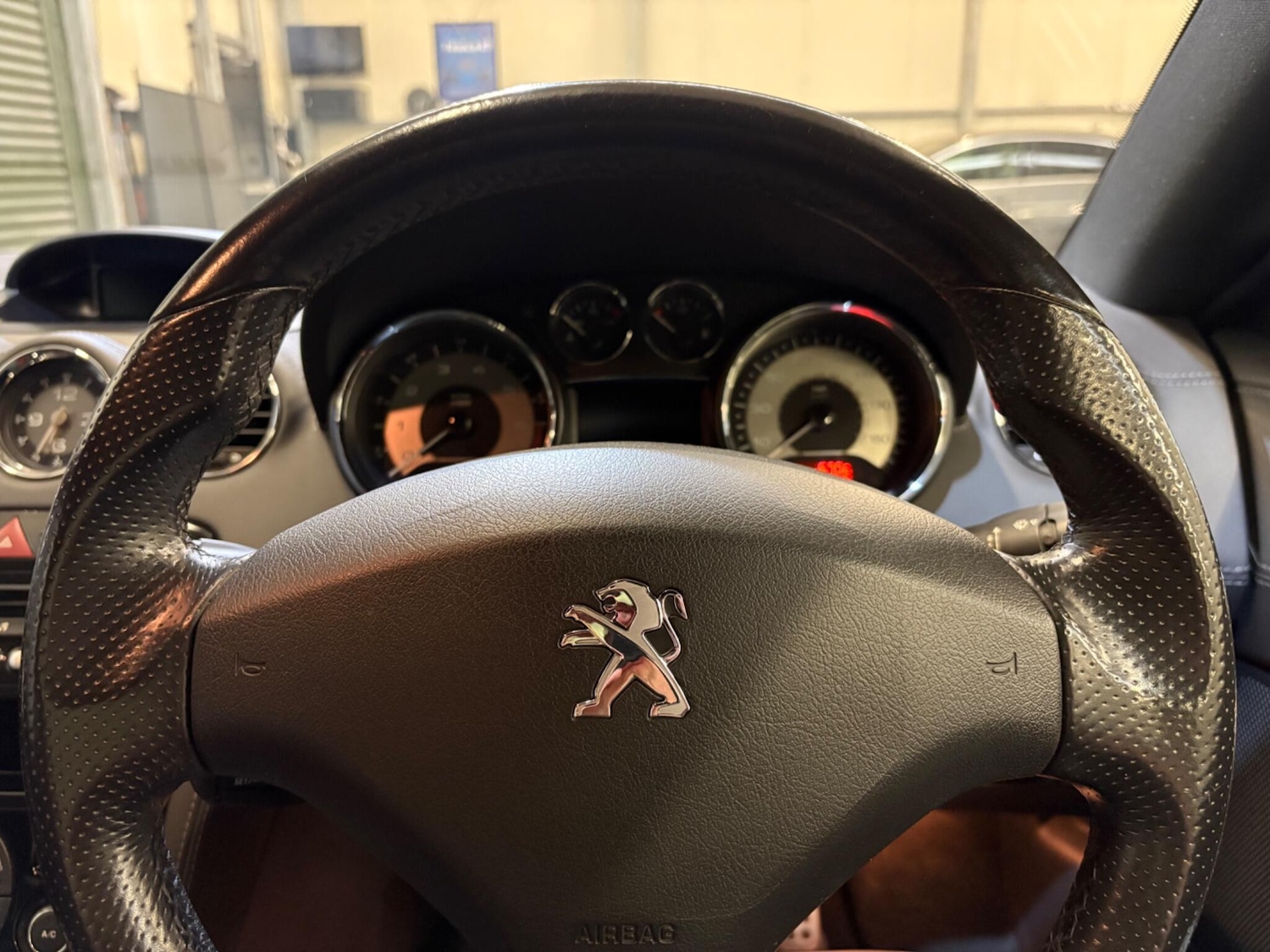 Used Peugeot RCZ 2014 for sale - 76942394: Photo 14