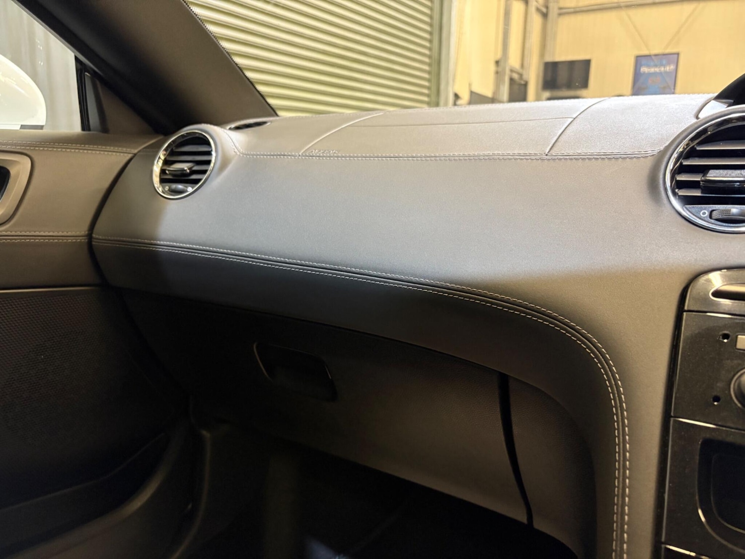 Used Peugeot RCZ 2014 for sale - 76942394: Photo 23