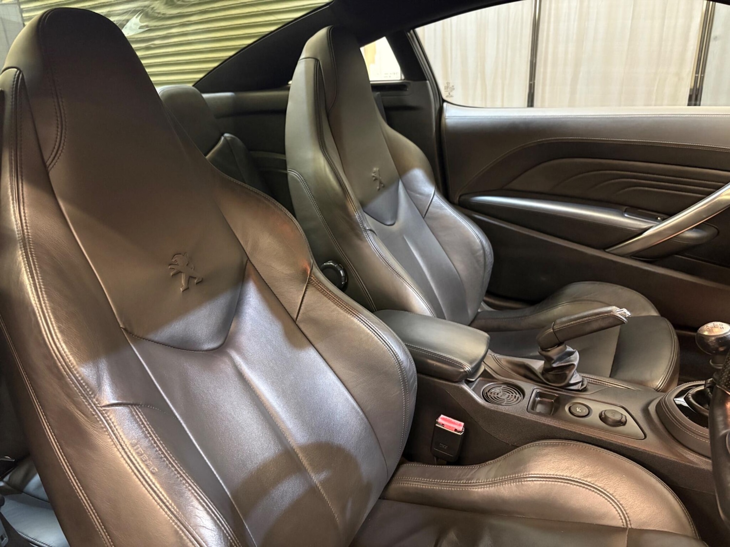 Used Peugeot RCZ 2014 for sale - 76942394: Photo 9