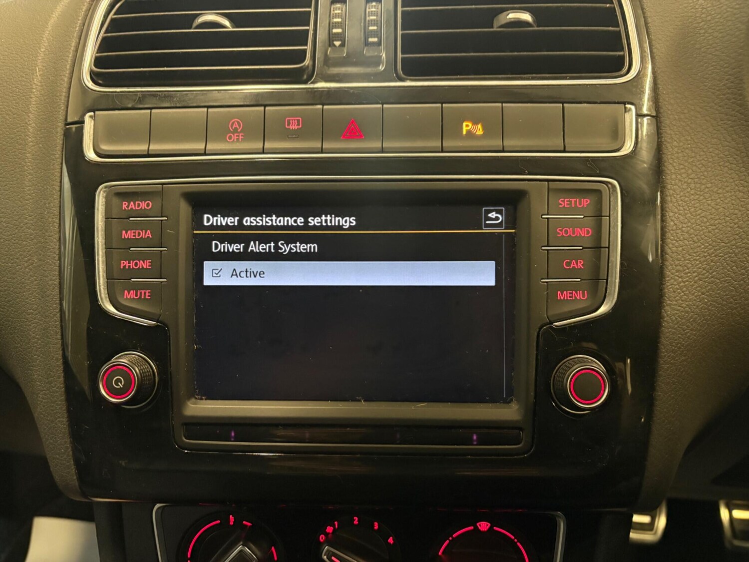 Used Volkswagen Polo 2016 for sale - 76597058: Photo 31