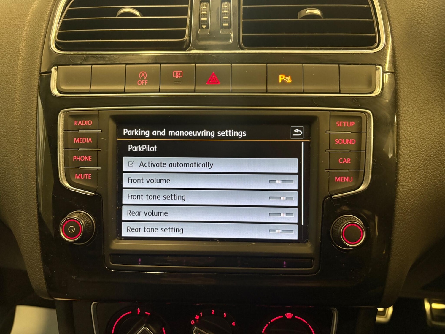 Used Volkswagen Polo 2016 for sale - 76597058: Photo 32